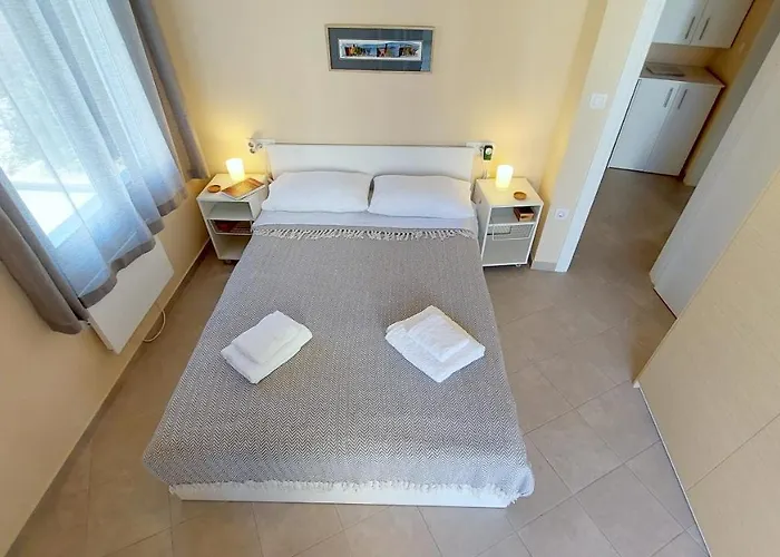 Epameinondas Luxury House 바티